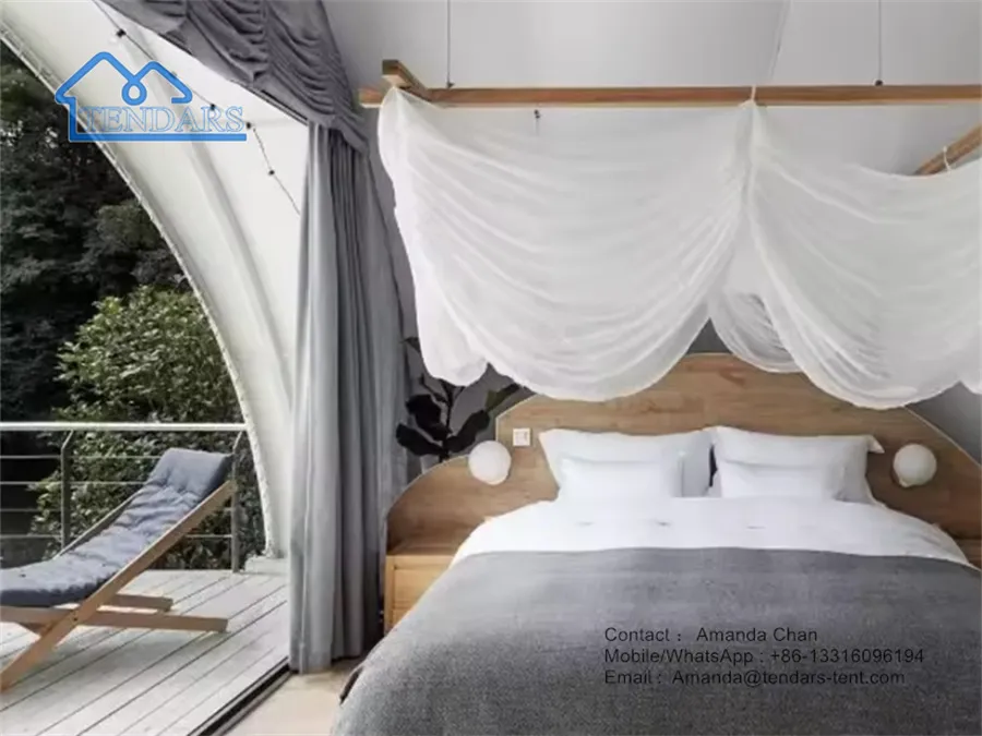 Deluxe Hotel tent Deluxe Hotel tent